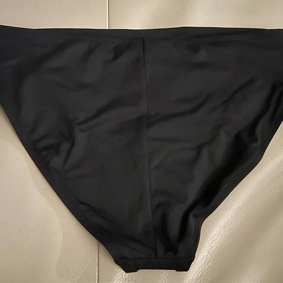 La Blanca black shirred band hipster swim bottom - Picture 3 of 5